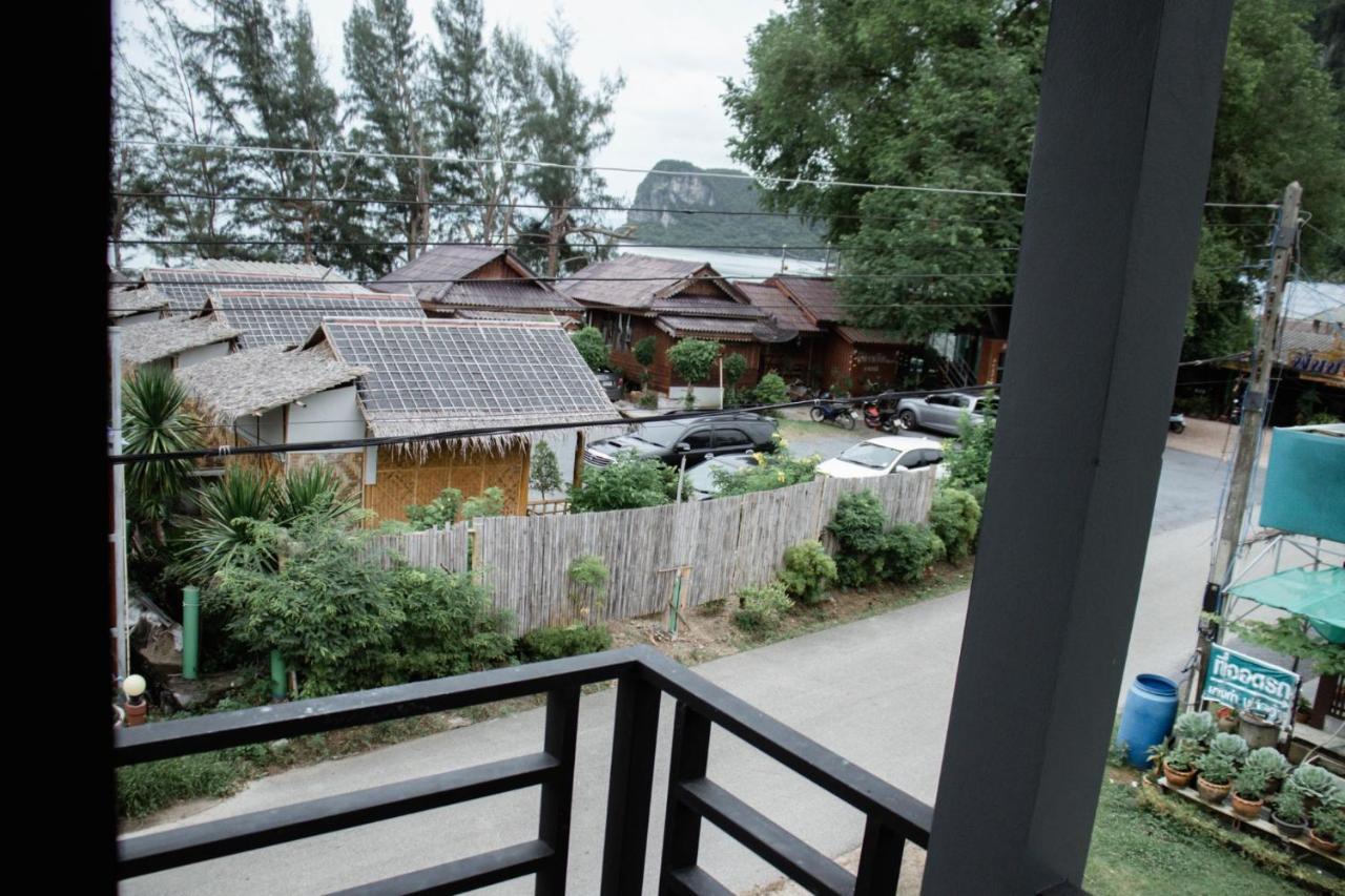 Hotel Nangkam Boutique Donsak Ban Pheng Krong Esterno foto