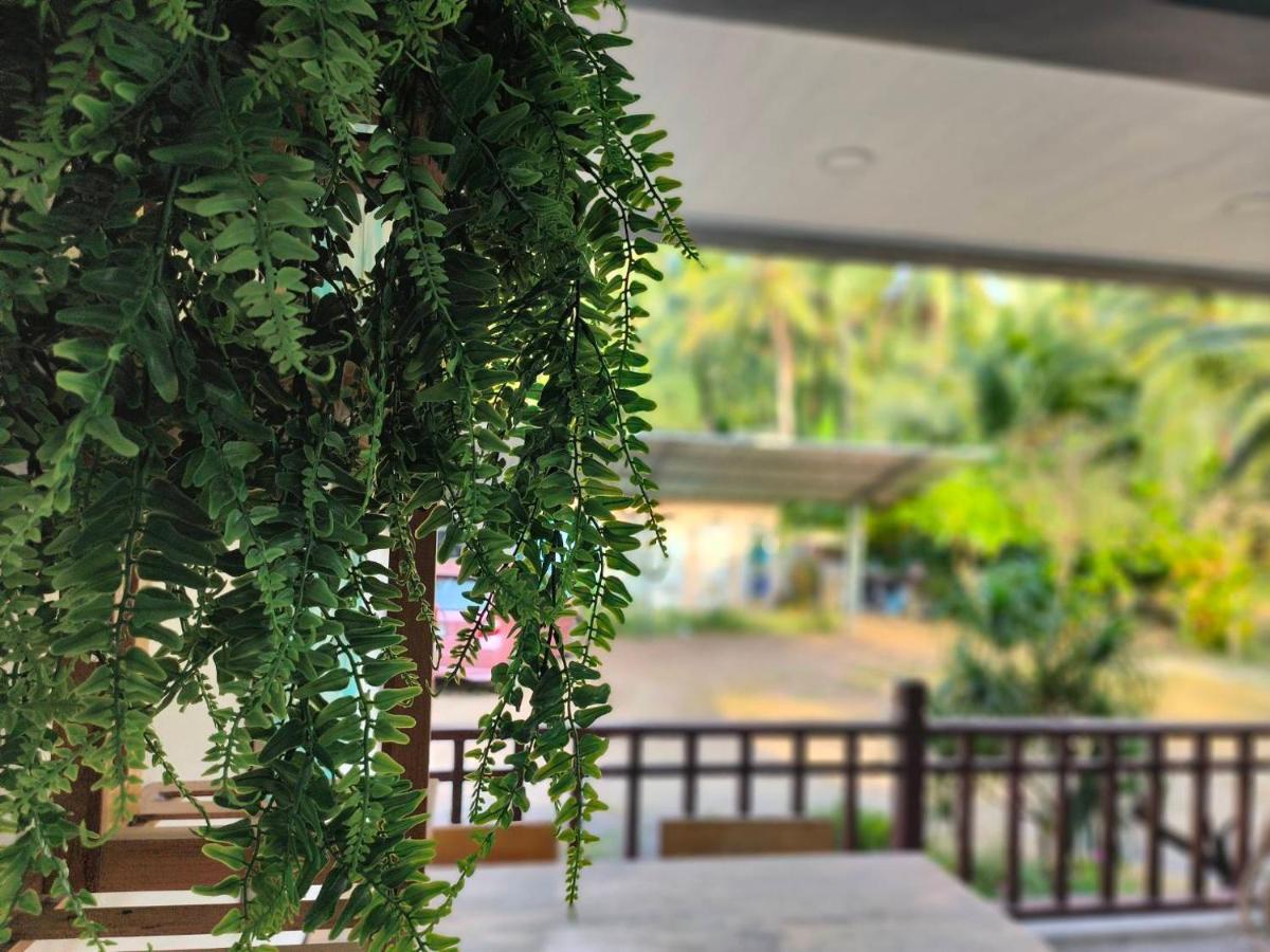 Hotel Nangkam Boutique Donsak Ban Pheng Krong Esterno foto